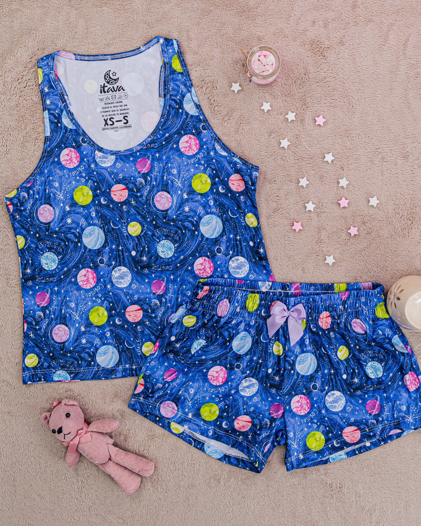 PIJAMA ESTAMPADA BLUSA + SHORT COSMO