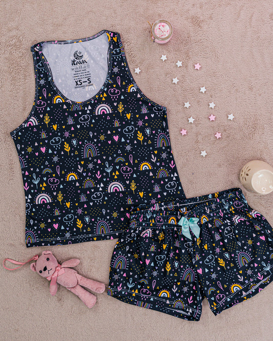 PIJAMA ESTAMPADA BLUSA + SHORT EQUILIBRIO