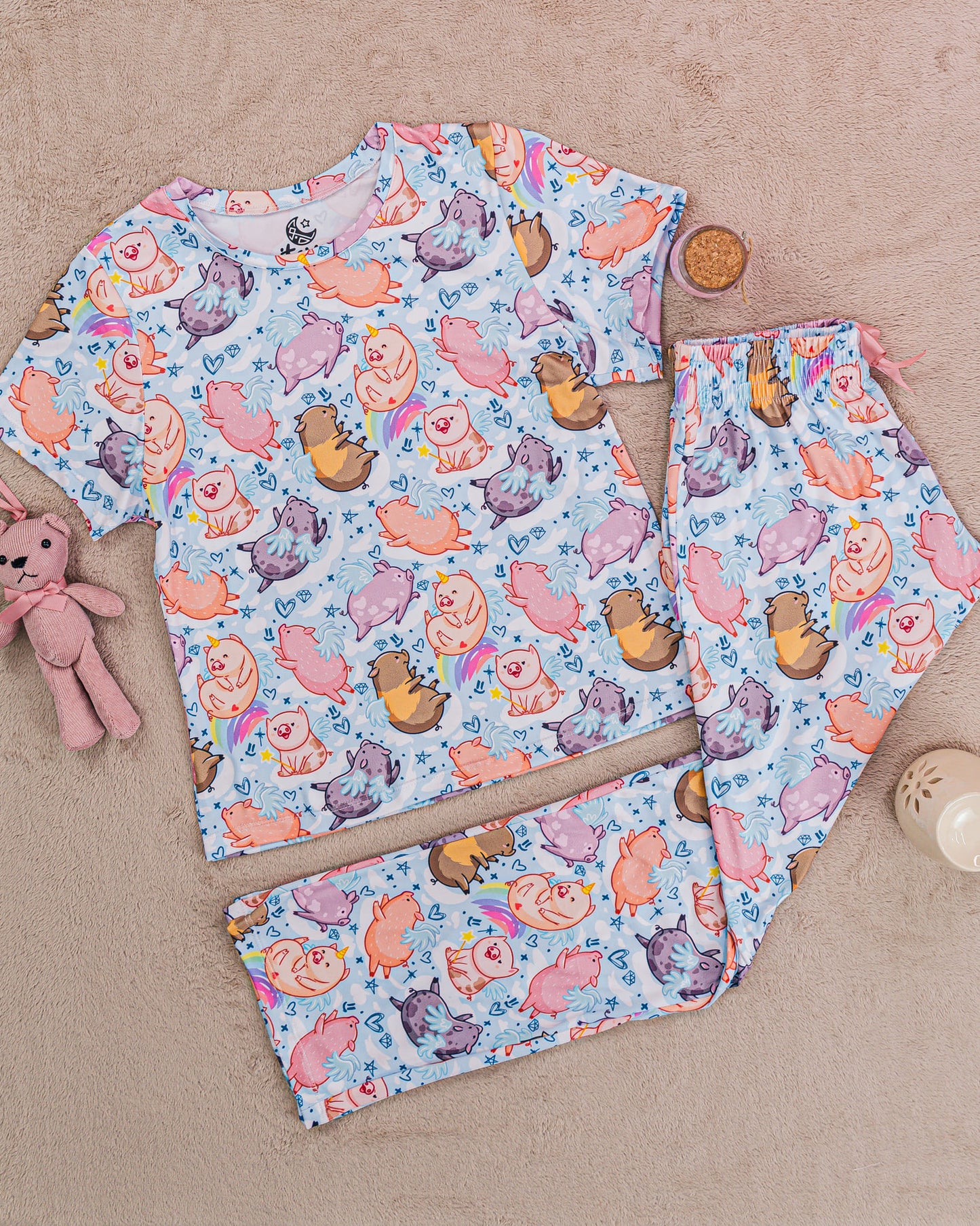 PIJAMA ESTAMPADA BLUSA + PANTALÓN PIGGY