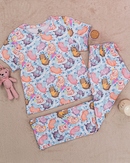 PIJAMA ESTAMPADA BLUSA + PANTALÓN PIGGY