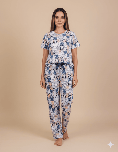 PIJAMA ESTAMPADA BLUSA + PANTALÓN NEWCATS